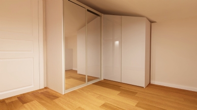 ÇATI EĞİMLİ GİYSİ DOLABI